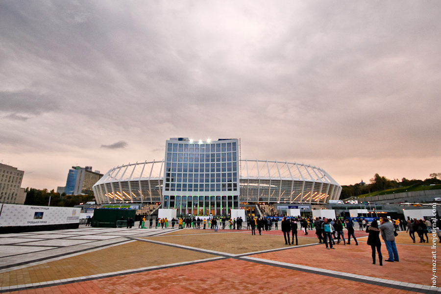 olimpiyskiy-stadium-kiev-ukraine3