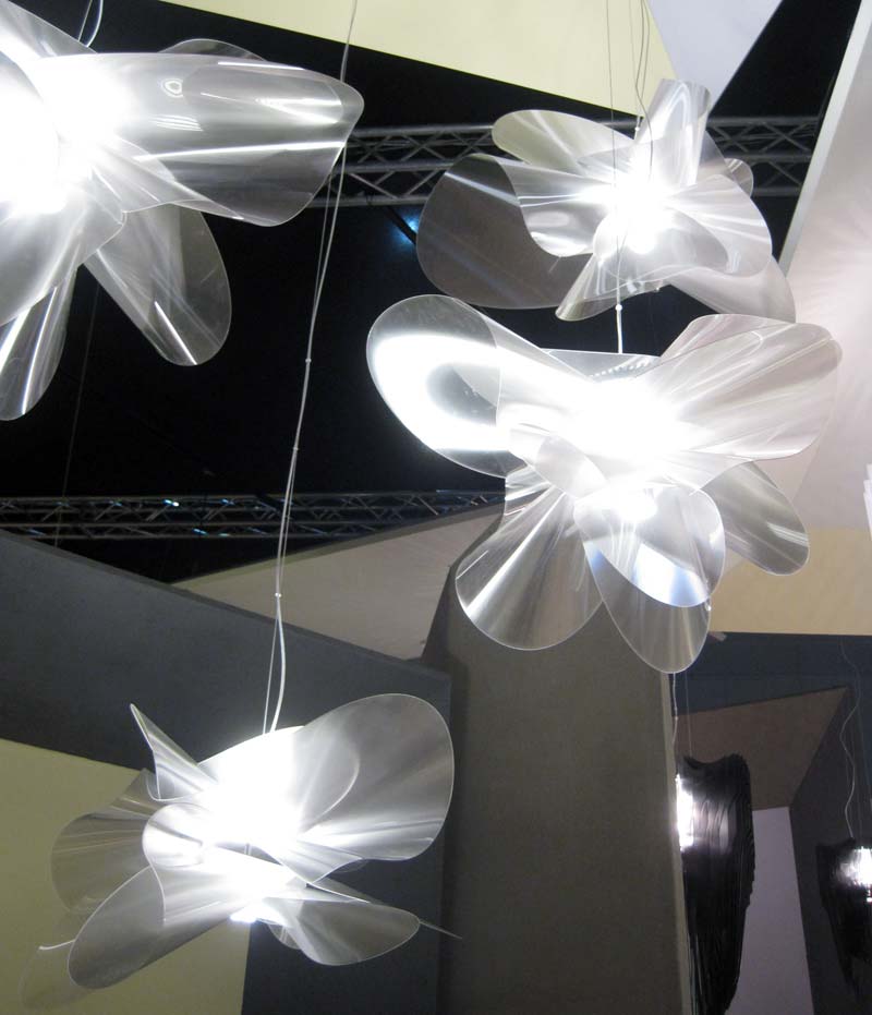 svetiljke-od--plastike