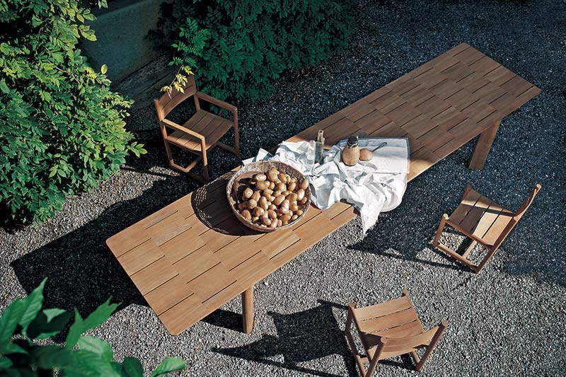 drveni-sto-za-dvoriste