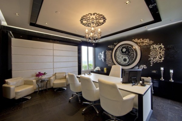 Director-office-1-700x466