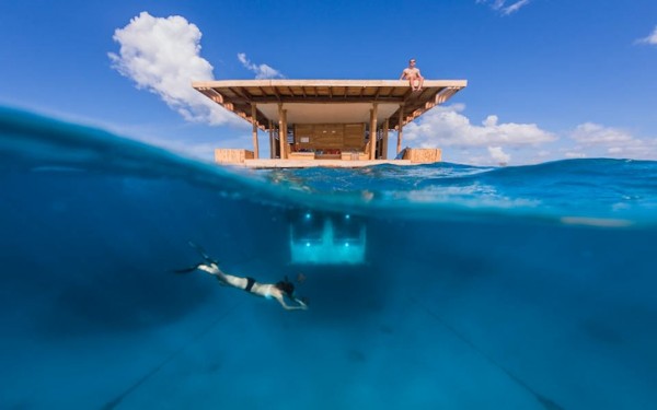 manta-resort-underwater-room-7