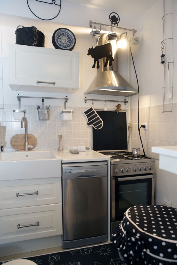 Zagreb, 04.12.2013 - Bozicna dekoracije Marije Skelin u malom stanu