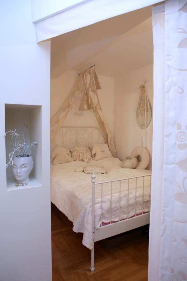 Zagreb, 04.12.2013 - Bozicna dekoracije Marije Skelin u malom stanu