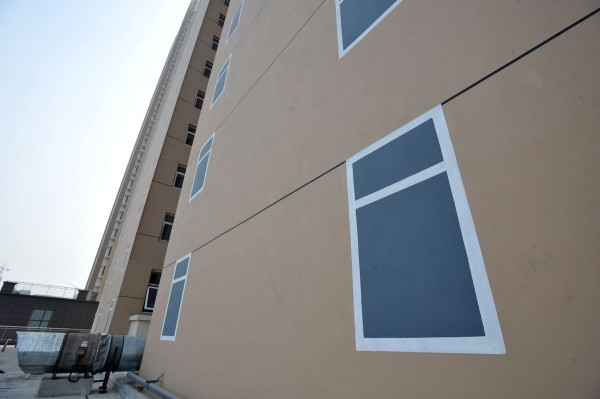 kina-zgrada-bez-prozora-3