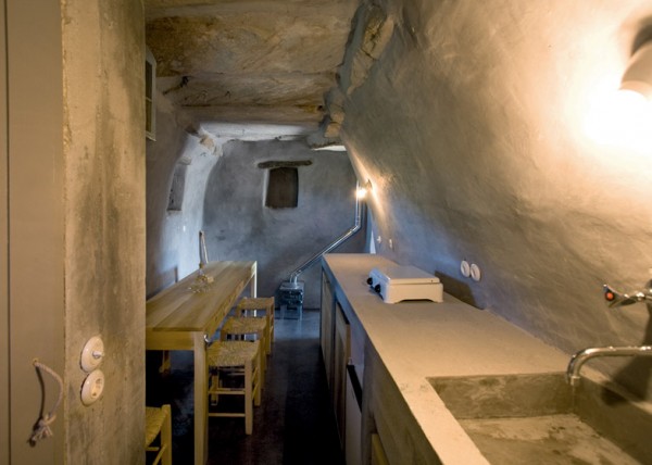 Retreat-in-Tinos-Island-by-Ioannis-Exarchou-01