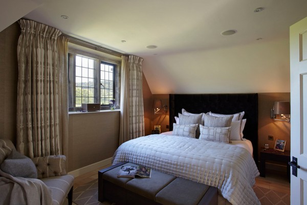 spavaca-soba-potkrovlje