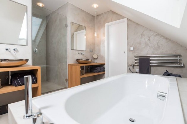 kupatilo pod kosinom