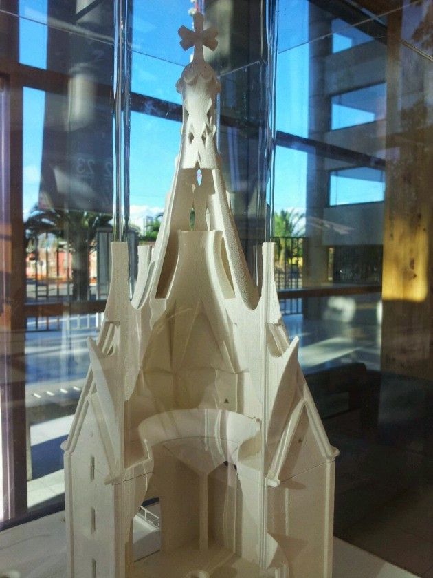 Chapel_Gaudi04