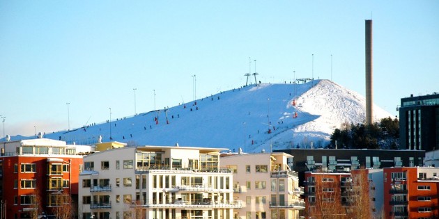 Skijanje u centru Hammarbybacken; foto: VisitStockholm