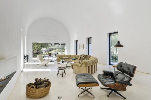 Moderna vila na Ibici 04