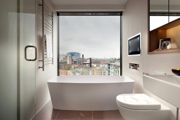Tub-with-view