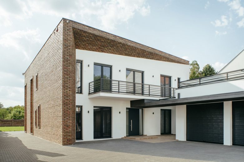 Kuća Brick Box u Zrenjaninu – autori Milica Kovač, dia, Igor Kovač, dia i Aleksandra Jevtić, dia; Foto: Igor Ripak