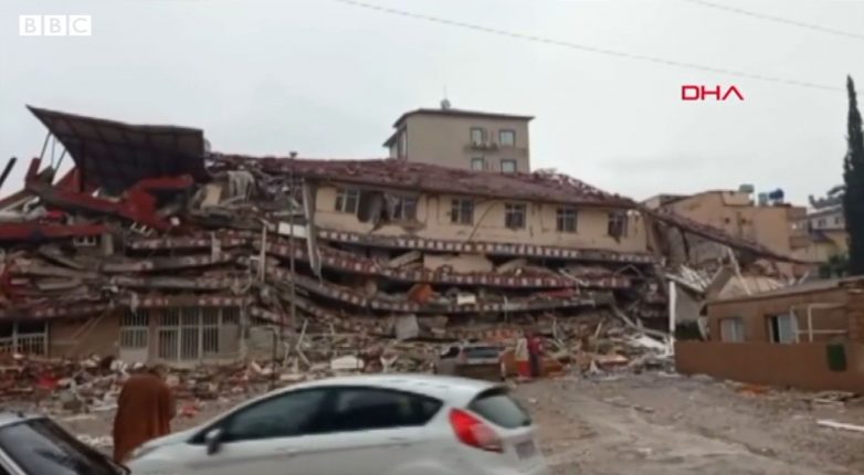 Slika 2: Zgrada jedinica intenzivne nege u državnoj bolnici u Iskenderunu; Izvor: twitter.com/bbcturkce/