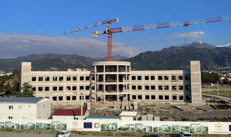 Slika 4: Dörtyol State Hospital tokom izgradnje ; Izvor: Google maps