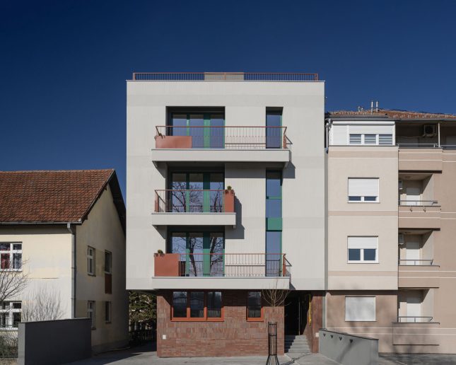 Zgrada KM88 Acero Rosso u Kragujevcu; Foto: Mladen Jovanović