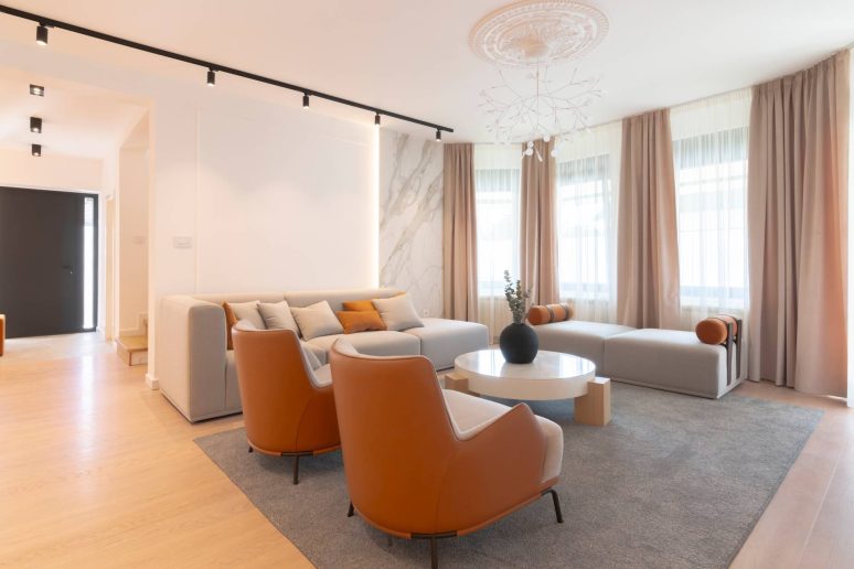 Dnevna soba kuće od 200 kvadrata u Novom Sadu; Foto: Igor Conić 