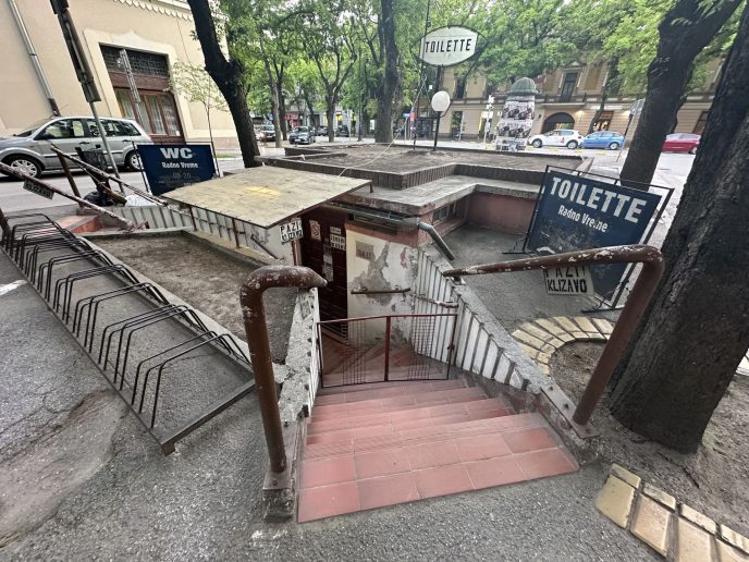 Javni toalet – pre | Foto: Subotica Is Not Dead