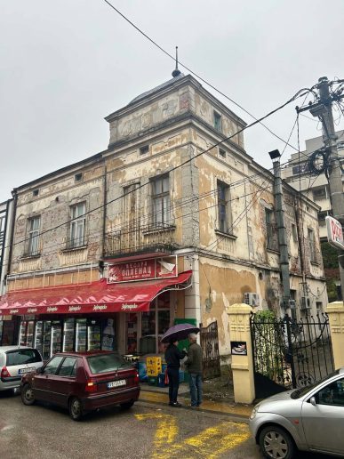 Vila u centru Vrnjačke Banje, poznata pod nazivom Oplenac, sadašnji izgled